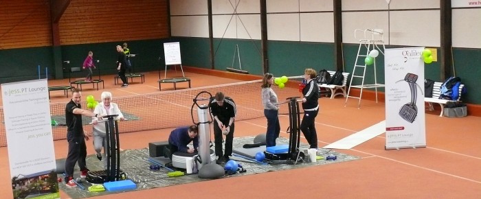 Schnupper-Tennis und starker Rücken – Gesundheits-Frühschoppen in der Tennishalle